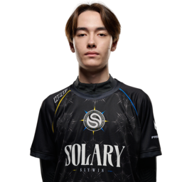 Grom - Solary player, EVA Pro League - professional VR esports