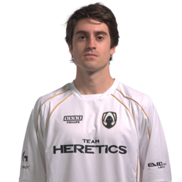 Endless - Team Heretics player, EVA Pro League - professional VR esports